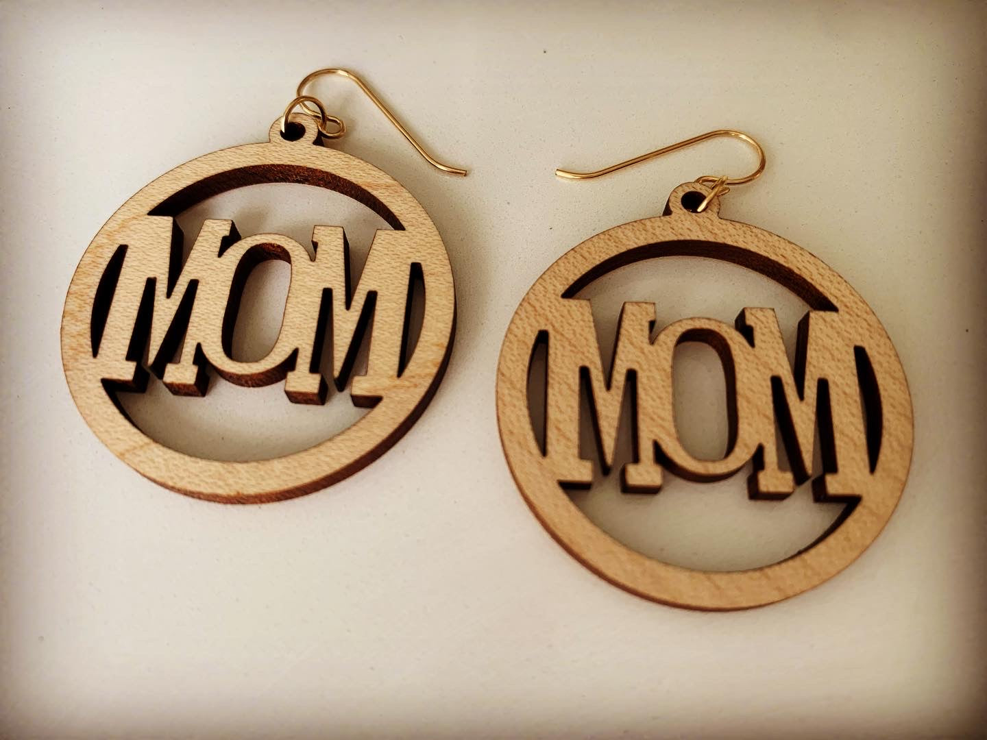 MOM Circular Earrings